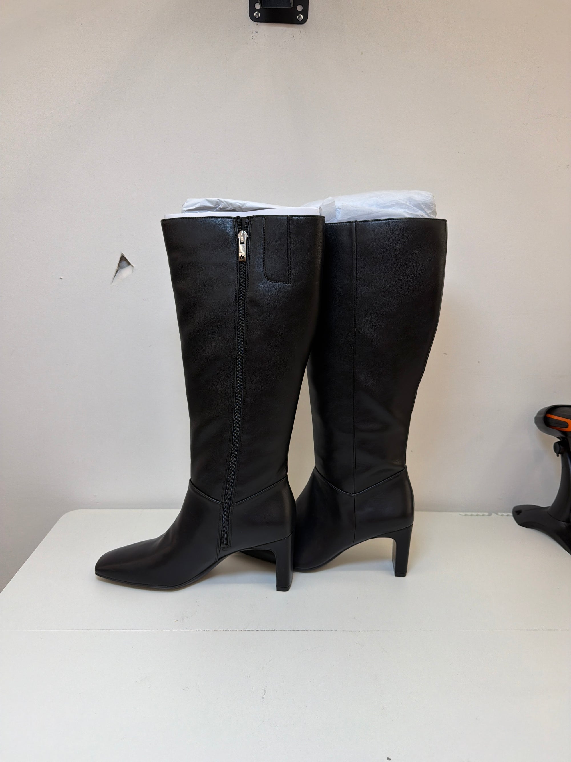 Womens Size EU 38.5 Naturalizer womens Nona