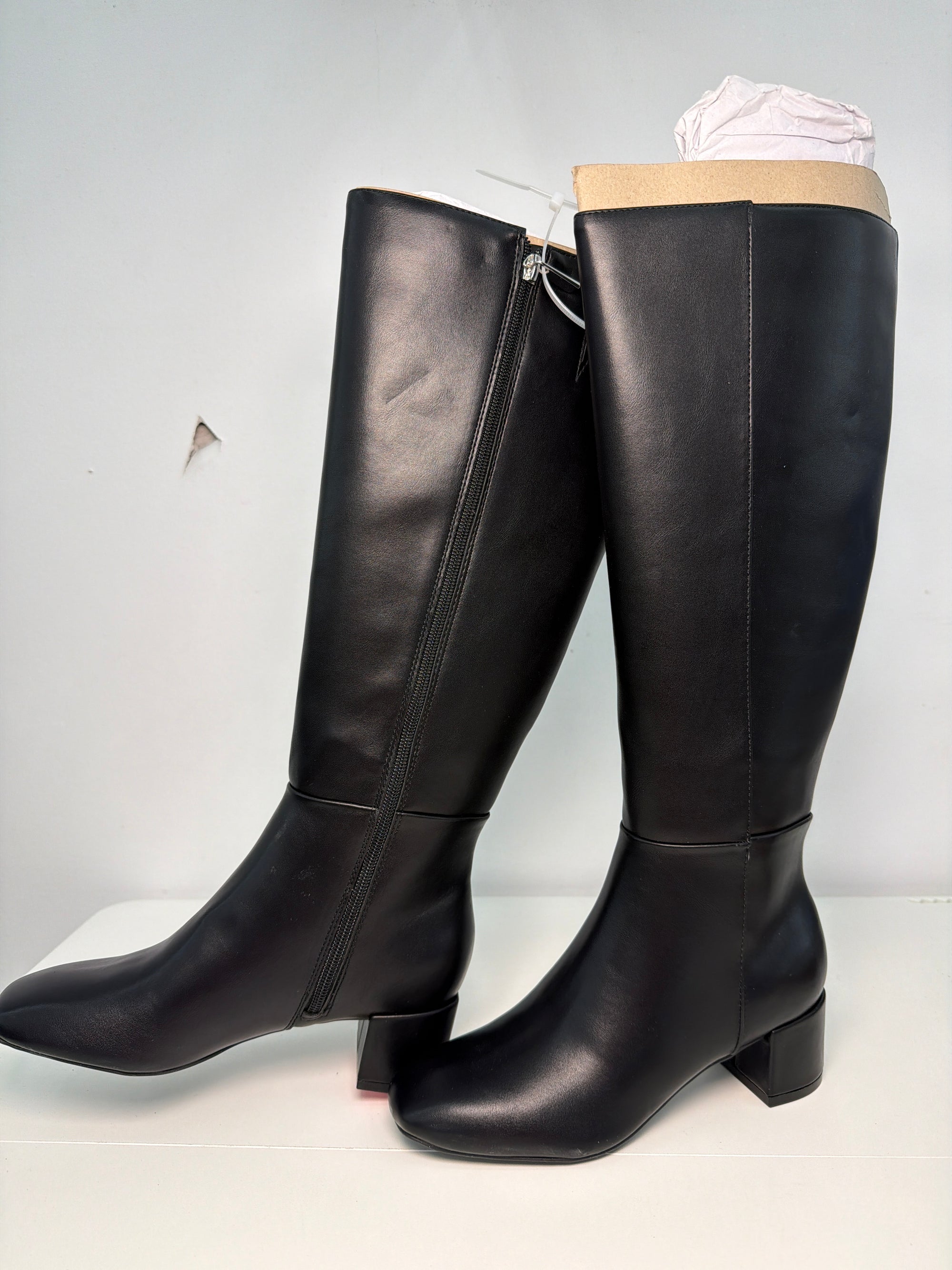 Womens Size 5 Bandolino womens Addyson Black Smooth 001